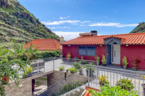 Casa da Praia, a Home in Madeira